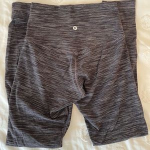 Lululemon crop Align leggings